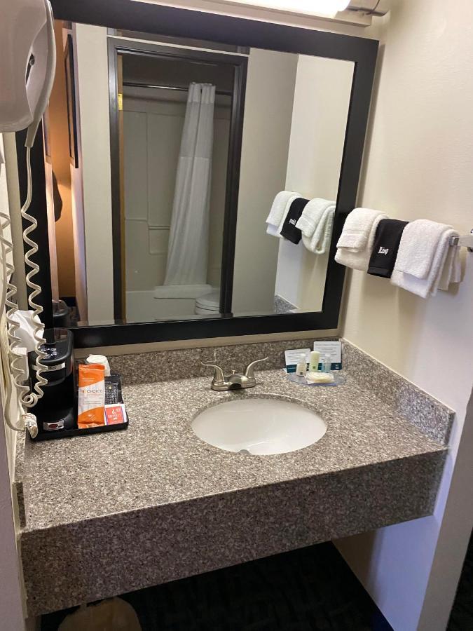 Quality Inn Rochelle Экстерьер фото