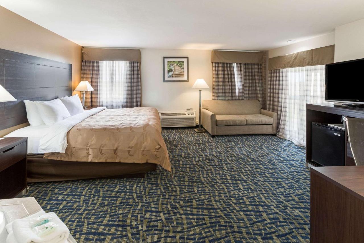 Quality Inn Rochelle Экстерьер фото