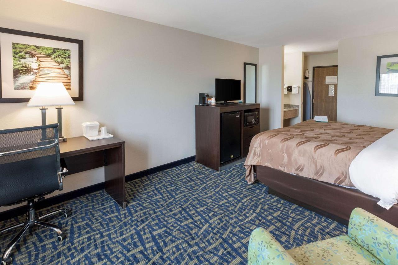 Quality Inn Rochelle Экстерьер фото