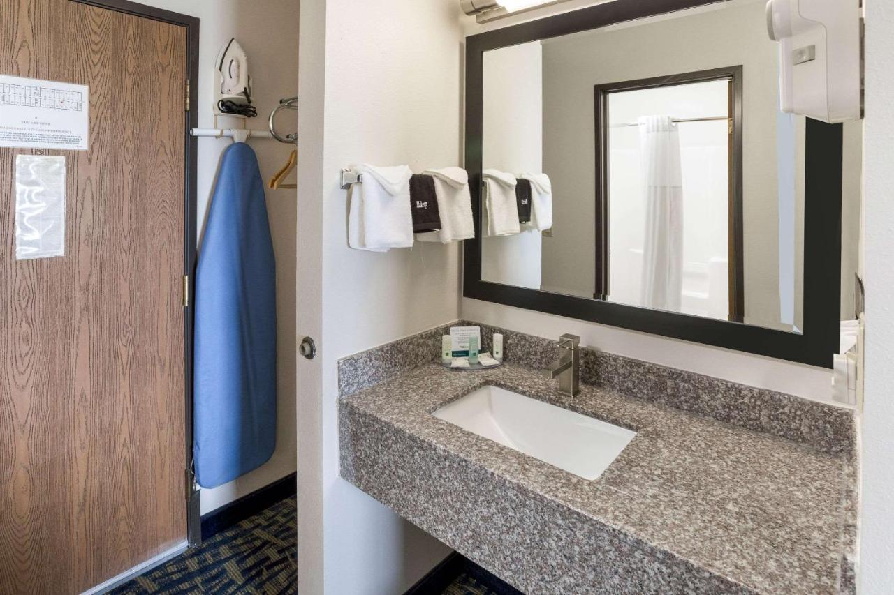 Quality Inn Rochelle Экстерьер фото