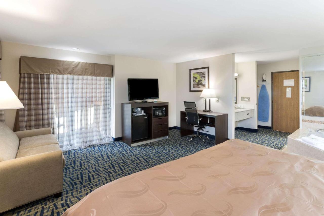 Quality Inn Rochelle Экстерьер фото