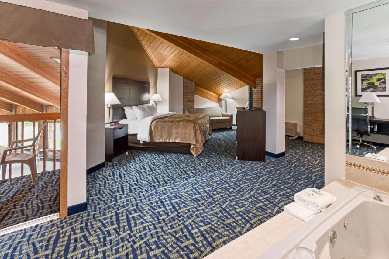 Quality Inn Rochelle Экстерьер фото