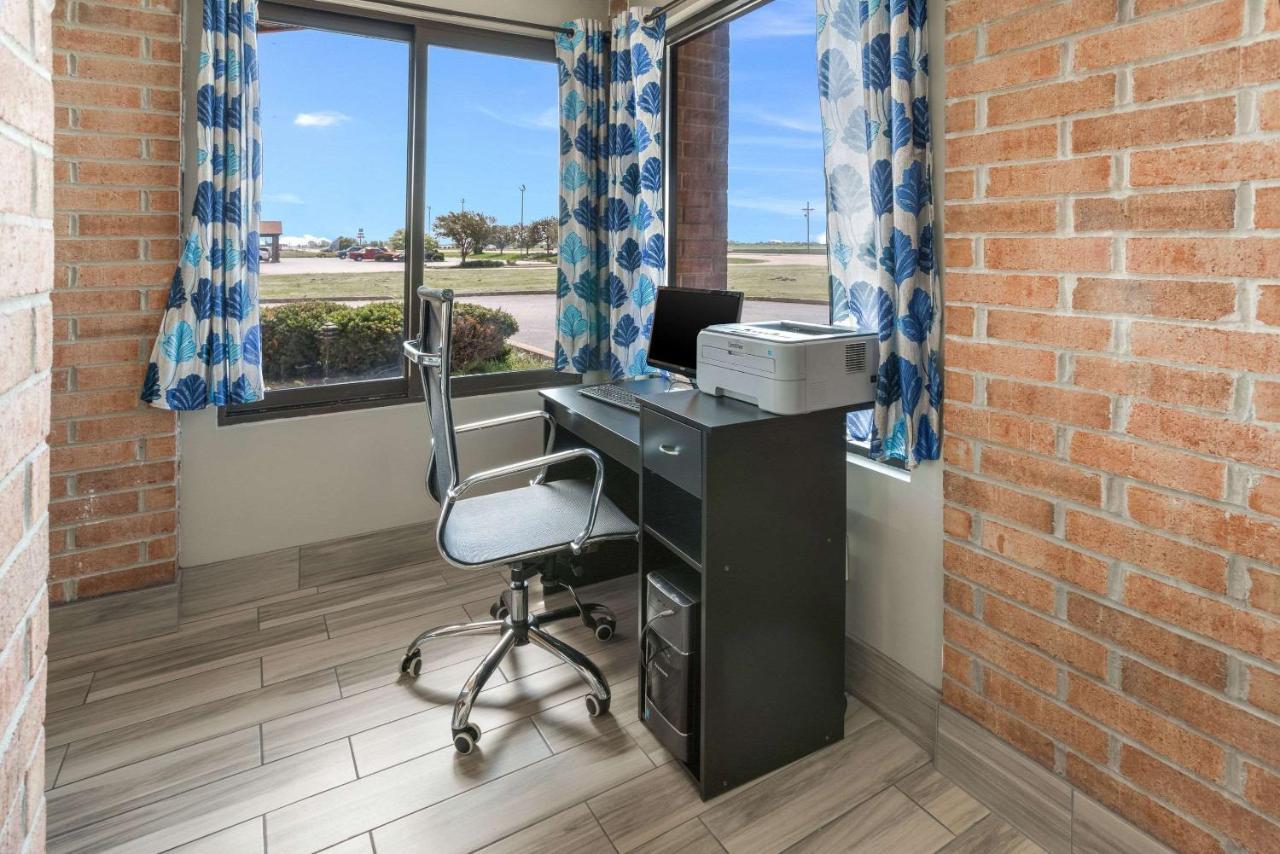 Quality Inn Rochelle Экстерьер фото